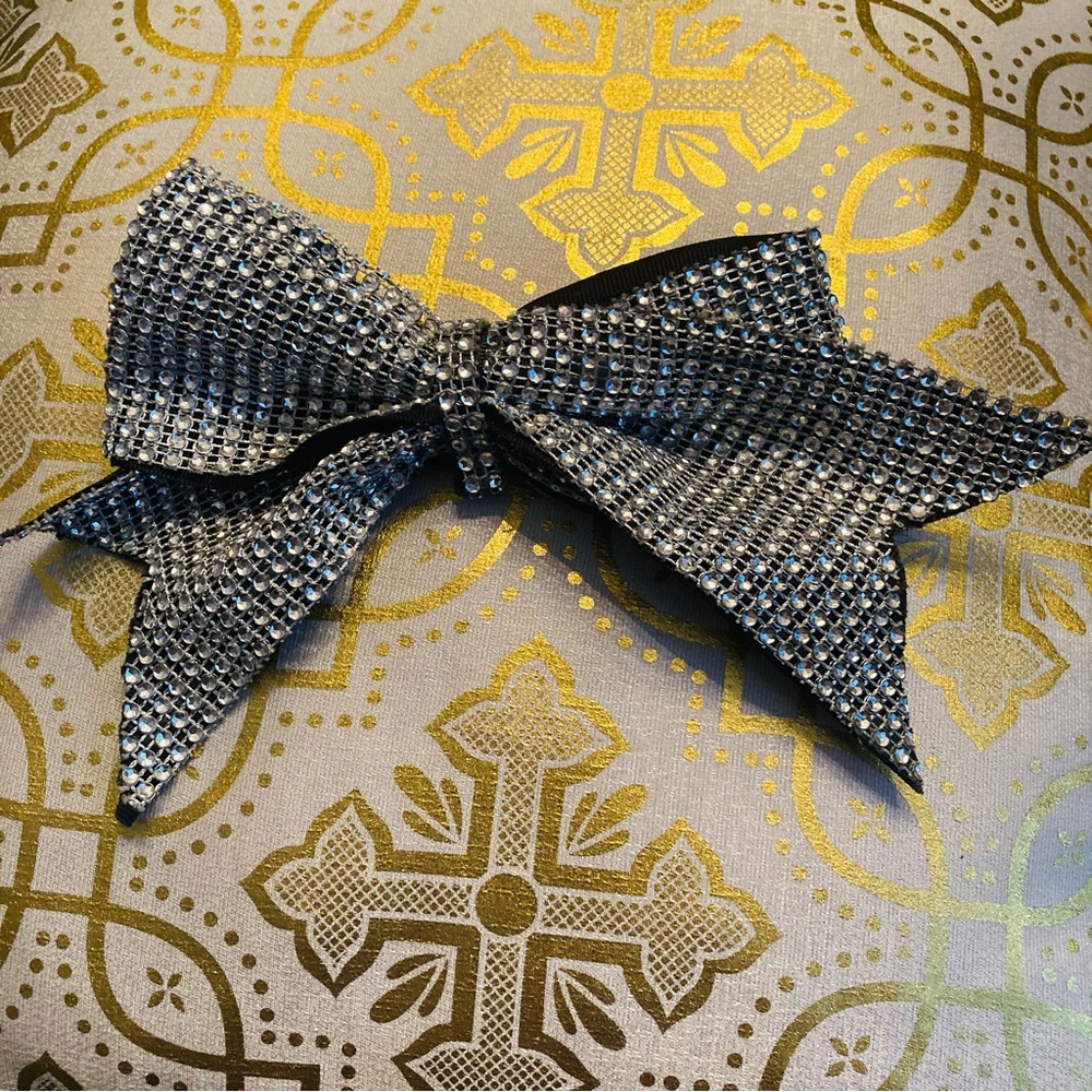 Vintage 80s/90s Silver Rhinestone Hair Bow Cheerleading/Pageant Wear